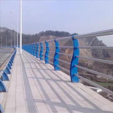 m型高速道路護(hù)欄