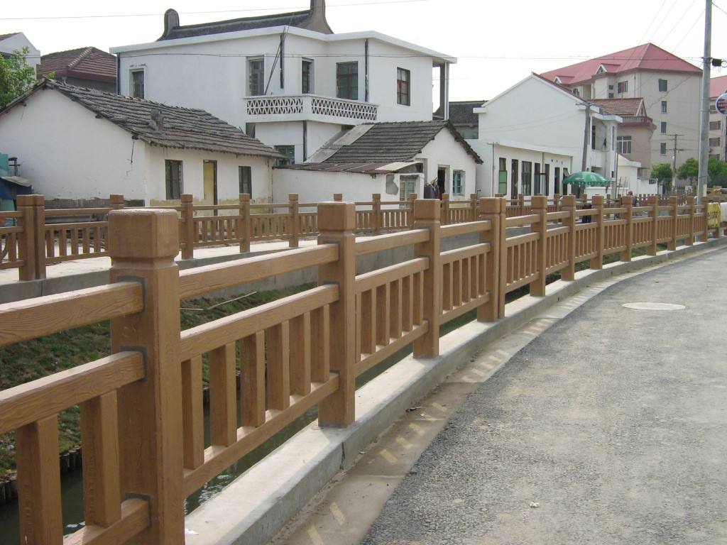 玉林高速護(hù)欄板生產(chǎn)廠家