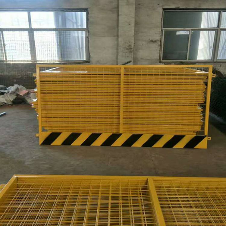 岳陽高速護(hù)欄板滾壓成型設(shè)備